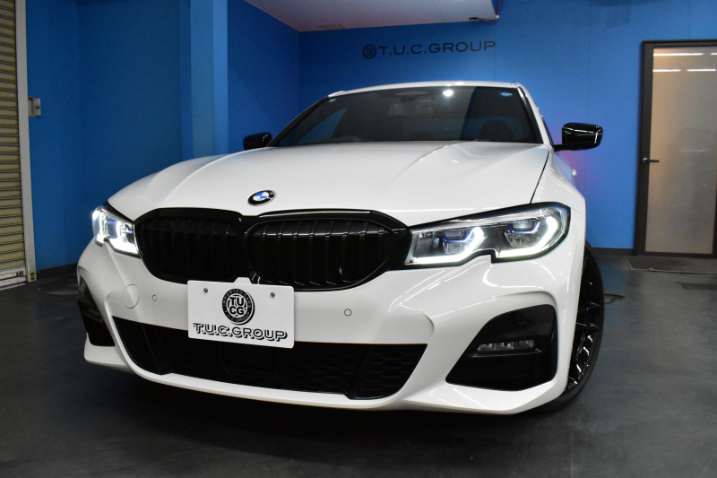 BMW 3シリーズ 320d Xﾄﾞﾗｲﾌﾞ Mｽﾎﾟｰﾂ ｴﾃﾞｨｼｮﾝｻﾝﾗｲｽﾞ 4WD 200台限定 ﾚｰｻﾞｰLEDﾗｲﾄ ﾋｰﾀｰ付黒革 追従ACC LCW 19AW 可変Mｻｽ Mﾘｱｽﾎﾟｲﾗｰ ﾗｲﾌﾞｺｯｸﾋﾟｯﾄﾀｯﾁﾊﾟﾈﾙﾅﾋﾞ ｱｯﾌﾟﾙｶｰﾌﾟﾚｲ ﾜｲﾔﾚｽ充電 2年保証