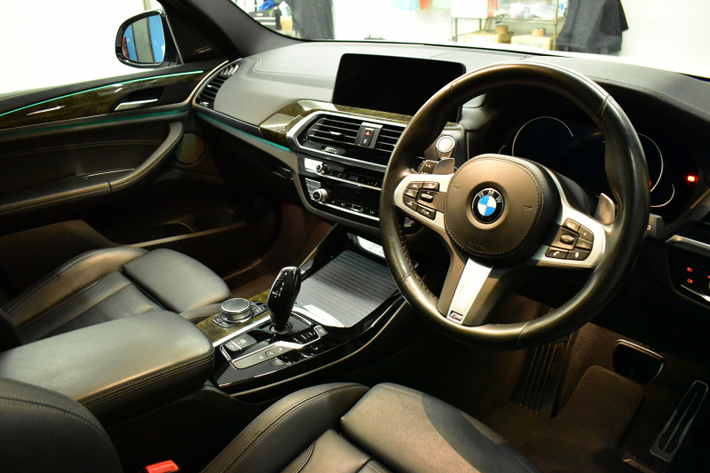 BMW X3 Xﾄﾞﾗｲﾌﾞ20d Mｽﾎﾟｰﾂ ﾊｲﾗｲﾝP ﾊﾟﾉﾗﾏｻﾝﾙｰﾌ 20AW  全席ﾋｰﾀｰ付黒革 ｼﾞｪｽﾁｬｰC付ﾀｯﾁﾊﾟﾈﾙﾅﾋﾞﾌﾙｾｸﾞ全周囲ｶﾒﾗ3Dﾋﾞｭｰ LEDﾍｯﾄﾞﾗｲﾄ 追従ACC HUDLCW ﾊｰﾏﾝｶｰﾄﾞﾝ  電動Rｹﾞｰﾄ ﾜｲﾔﾚｽ充電 2年保証