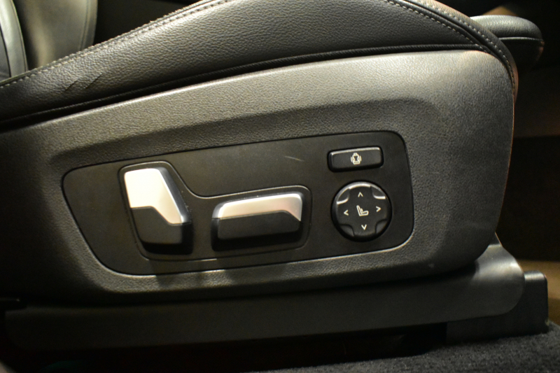 BMW X3 Xﾄﾞﾗｲﾌﾞ20d Mｽﾎﾟｰﾂ ﾊｲﾗｲﾝP ﾊﾟﾉﾗﾏｻﾝﾙｰﾌ 20AW  全席ﾋｰﾀｰ付黒革 ｼﾞｪｽﾁｬｰC付ﾀｯﾁﾊﾟﾈﾙﾅﾋﾞﾌﾙｾｸﾞ全周囲ｶﾒﾗ3Dﾋﾞｭｰ LEDﾍｯﾄﾞﾗｲﾄ 追従ACC HUDLCW ﾊｰﾏﾝｶｰﾄﾞﾝ  電動Rｹﾞｰﾄ ﾜｲﾔﾚｽ充電 2年保証