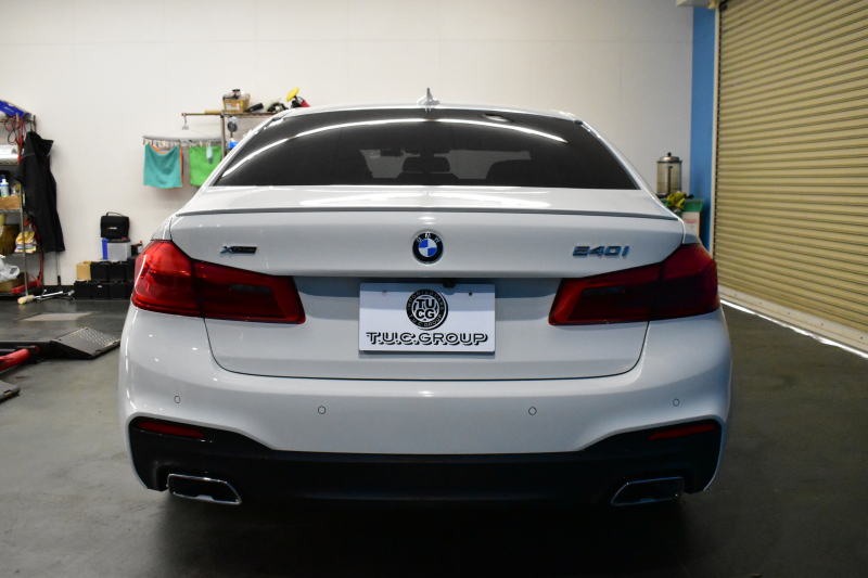 BMW 5シリーズ 540i Xﾄﾞﾗｲﾌﾞ Mｽﾎﾟｰﾂ 4WD ｾﾚｸﾄ&ｺﾝﾌｫｰﾄ&ﾊｲﾗｲﾝP ｻﾝﾙｰﾌ 前席ﾏｯｻｰｼﾞ&ﾍﾞﾝﾁﾚｰﾀｰ&全席ﾋｰﾀｰ付黒革 Mﾊﾟﾌｫｰﾏﾝｽﾊﾟﾜｰ&ｻｳﾝﾄﾞｷｯﾄ&ｽﾎﾟｰﾂﾏﾌﾗｰ 4ｿﾞｰﾝAC ﾊｰﾏﾝｶｰﾄﾞﾝ CPMｽﾄﾗｯﾄﾌﾞﾚｰｽ&ﾛｱﾚｲﾝﾌｫｰｽ individual20AW KW車高調 2年保証