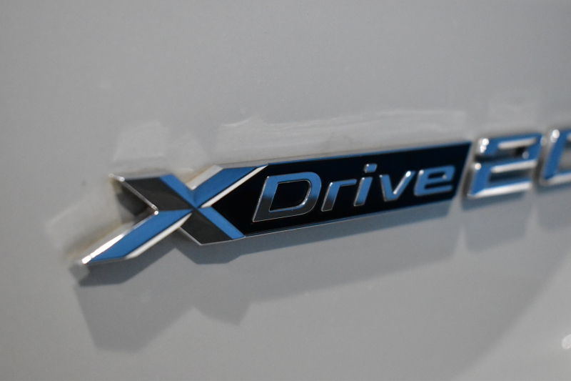 BMW X1 Xﾄﾞﾗｲﾌﾞ20d Mｽﾎﾟｰﾂ ﾏｲﾙﾄﾞﾊｲﾌﾞﾘｯﾄﾞ 7速DCT 4WD 1ｵｰﾅｰ ﾊｲﾗｲﾝ&ﾃｸﾉﾛｼﾞｰP ﾋｰﾀｰ付電動黒革ｱｸﾃｨﾌﾞｼｰﾄ(運転席:ﾏｯｻｰｼﾞ&ﾗﾝﾊﾞｰ) ｶｰﾌﾞﾄﾞﾃﾞｨｽﾌﾟﾚｲ ﾗｲﾌﾞｺｯｸﾋﾟｯﾄ ﾊｰﾏﾝｶｰﾄﾞﾝ ｽﾃｱﾘﾝｸﾞﾋｰﾀｰ ACC HUD 可変Mｻｽ 18AW 2年保証