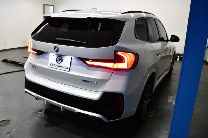 BMW X1 Xﾄﾞﾗｲﾌﾞ20d Mｽﾎﾟｰﾂ ﾏｲﾙﾄﾞﾊｲﾌﾞﾘｯﾄﾞ 7速DCT 4WD 1ｵｰﾅｰ ﾊｲﾗｲﾝ&ﾃｸﾉﾛｼﾞｰP ﾋｰﾀｰ付電動黒革ｱｸﾃｨﾌﾞｼｰﾄ(運転席:ﾏｯｻｰｼﾞ&ﾗﾝﾊﾞｰ) ｶｰﾌﾞﾄﾞﾃﾞｨｽﾌﾟﾚｲ ﾗｲﾌﾞｺｯｸﾋﾟｯﾄ ﾊｰﾏﾝｶｰﾄﾞﾝ ｽﾃｱﾘﾝｸﾞﾋｰﾀｰ ACC HUD 可変Mｻｽ 18AW 2年保証