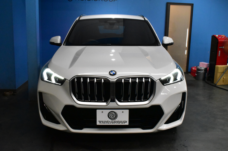 BMW X1 Xﾄﾞﾗｲﾌﾞ20d Mｽﾎﾟｰﾂ ﾏｲﾙﾄﾞﾊｲﾌﾞﾘｯﾄﾞ 7速DCT 4WD 1ｵｰﾅｰ ﾊｲﾗｲﾝ&ﾃｸﾉﾛｼﾞｰP ﾋｰﾀｰ付電動黒革ｱｸﾃｨﾌﾞｼｰﾄ(運転席:ﾏｯｻｰｼﾞ&ﾗﾝﾊﾞｰ) ｶｰﾌﾞﾄﾞﾃﾞｨｽﾌﾟﾚｲ ﾗｲﾌﾞｺｯｸﾋﾟｯﾄ ﾊｰﾏﾝｶｰﾄﾞﾝ ｽﾃｱﾘﾝｸﾞﾋｰﾀｰ ACC HUD 可変Mｻｽ 18AW 2年保証
