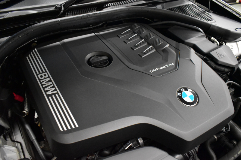 BMW 3シリーズ 330i Mｽﾎﾟｰﾂ 高出力ﾓﾃﾞﾙ  1ｵｰﾅｰ ｲﾉﾍﾞｰｼｮﾝ&ﾊｲﾗｲﾝ&ｺﾝﾌｫｰﾄP ﾋｰﾀｰ付黒革 ﾚｰｻﾞｰLED 全周囲ｶﾒﾗ3ﾋﾞｭｰ ACC HUD LCW Mｽﾎﾟｰﾂﾌﾞﾚｰｷ ﾗｲﾌﾞｺｯｸﾋﾟｯﾄ ｼﾞｪｽﾁｬｰC付ﾀｯﾁﾊﾟﾈﾙﾅﾋﾞ ｱｯﾌﾟﾙｶｰﾌﾟﾚｲ 電動ﾄﾗﾝｸ ﾜｲﾔﾚｽ充電 2年保証