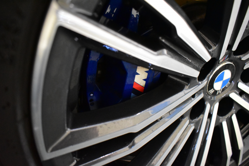 BMW 3シリーズ 330i Mｽﾎﾟｰﾂ 高出力ﾓﾃﾞﾙ  1ｵｰﾅｰ ｲﾉﾍﾞｰｼｮﾝ&ﾊｲﾗｲﾝ&ｺﾝﾌｫｰﾄP ﾋｰﾀｰ付黒革 ﾚｰｻﾞｰLED 全周囲ｶﾒﾗ3ﾋﾞｭｰ ACC HUD LCW Mｽﾎﾟｰﾂﾌﾞﾚｰｷ ﾗｲﾌﾞｺｯｸﾋﾟｯﾄ ｼﾞｪｽﾁｬｰC付ﾀｯﾁﾊﾟﾈﾙﾅﾋﾞ ｱｯﾌﾟﾙｶｰﾌﾟﾚｲ 電動ﾄﾗﾝｸ ﾜｲﾔﾚｽ充電 2年保証