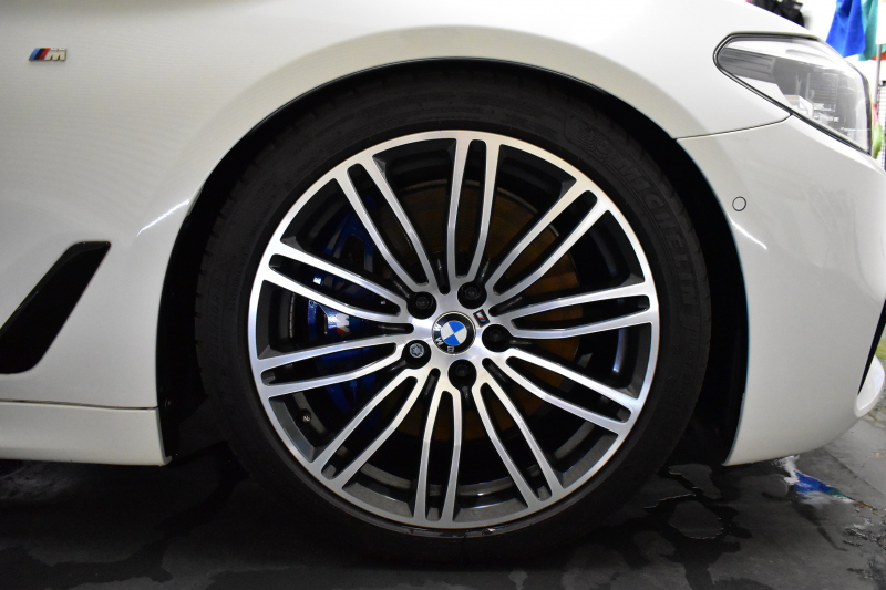 BMW 5シリーズ 540i Mｽﾎﾟｰﾂ 1ｵｰﾅｰ ｻﾝﾙｰﾌ ｲﾉﾍﾞｰｼｮﾝ&ｺﾝﾌｫｰﾄ&ﾊｲﾗｲﾝP 前席ﾏｯｻｰｼﾞ&ﾍﾞﾝﾁ&ｺﾝﾌｫｰﾄ&全席ﾋｰﾀｰ付黒革 ｿﾌﾄｸﾛｰｽﾞﾄﾞｱ HUD 可変ｻｽ Mｽﾎﾟｰﾂﾌﾞﾚｰｷ ACｼｭﾆｯﾂｧｰﾀﾞｳﾝｻｽ LEDﾍｯﾄﾞﾗｲﾄ 液晶ﾒｰﾀｰ ACC LCW ﾀｯﾁﾊﾟﾈﾙﾅﾋﾞ全周ｶﾒ 2年保証