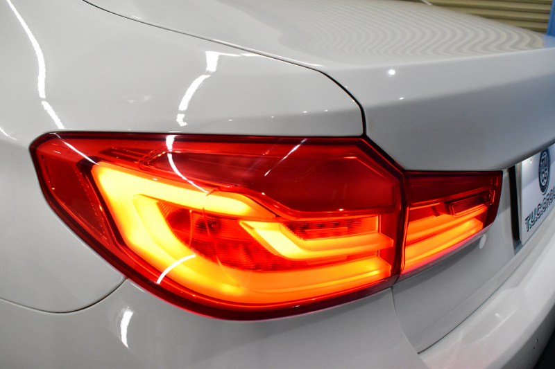 BMW 5シリーズ 540i Mｽﾎﾟｰﾂ 1ｵｰﾅｰ ｻﾝﾙｰﾌ ｲﾉﾍﾞｰｼｮﾝ&ｺﾝﾌｫｰﾄ&ﾊｲﾗｲﾝP 前席ﾏｯｻｰｼﾞ&ﾍﾞﾝﾁ&ｺﾝﾌｫｰﾄ&全席ﾋｰﾀｰ付黒革 ｿﾌﾄｸﾛｰｽﾞﾄﾞｱ HUD 可変ｻｽ Mｽﾎﾟｰﾂﾌﾞﾚｰｷ ACｼｭﾆｯﾂｧｰﾀﾞｳﾝｻｽ LEDﾍｯﾄﾞﾗｲﾄ 液晶ﾒｰﾀｰ ACC LCW ﾀｯﾁﾊﾟﾈﾙﾅﾋﾞ全周ｶﾒ 2年保証