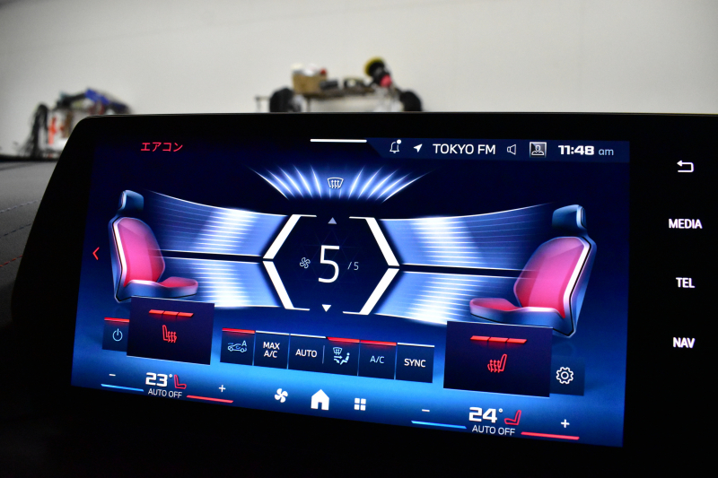 BMW 2シリーズ M235 Xﾄﾞﾗｲﾌﾞ ｸﾞﾗﾝｸｰﾍﾟ 新車保証R11.3月迄 7速DCT 1ｵｰﾅｰ individualｶﾗｰ｢ﾀﾝｻﾞﾅｲﾄﾌﾞﾙｰ｣  ﾃｸﾉﾛｼﾞｰP 可変Mｻｽ ｱｲｺﾆｯｸｸﾞﾛｰ ﾋｰﾀｰ付赤革Mｽﾎﾟｰﾂｼｰﾄ  Mｽﾎﾟｰﾂﾌﾞﾚｰｷ HUD ACC Pｱｼｽﾄ+ ﾗｲﾌﾞｺｯｸﾋﾟｯﾄﾌﾟﾛ  ｲﾝﾃﾘｱｶﾒﾗ 2年保証