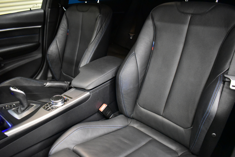 BMW 3シリーズ 320dﾂｰﾘﾝｸﾞ Mｽﾎﾟｰﾂｴﾃﾞｨｼｮﾝｼｬﾄﾞｰ LCI後期限定 ﾋｰﾀｰ付黒革 専用ﾀﾞｰｸLEDﾍｯﾄﾞﾗｲﾄ&ﾃｰﾙ 液晶ﾒｰﾀｰ 追従ACC ﾀｯﾁﾊﾟﾈﾙHDDﾅﾋﾞ 車線変更&逸脱&歩行者警告 衝突軽減ﾌﾞﾚｰｷ  19AW 電動Rｹﾞｰﾄ 前後PDC Bｶﾒﾗ  2年保証