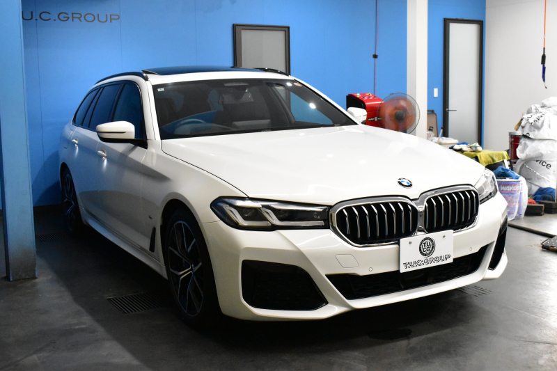 BMW 5シリーズ 530i ﾂｰﾘﾝｸﾞ Mｽﾎﾟｰﾂ LCI後期 ｾﾚｸﾄP ﾊﾟﾉﾗﾏｻﾝﾙｰﾌ 全席ﾋ-ﾀ-付ﾌﾞﾗｯｸﾚｻﾞｰ ﾊｰﾏﾝｶｰﾄﾞﾝ 新ﾃﾞｻﾞｲﾝLEDﾍｯﾄﾞﾗｲﾄ ACC HUD LCW 可変ｻｽﾍﾟﾝｼｮﾝ 19AW Mｽﾎﾟｰﾂﾌﾞﾚｰｷ ﾗｲﾌﾞｺｸﾋﾟｯﾄ ﾌﾙｾｸﾞ全周囲ｶﾒﾗ 電動Rｹﾞｰﾄ ｽﾏｰﾄｷｰ 2年保証