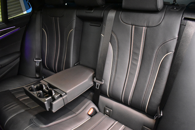 BMW 5シリーズ 530i ﾂｰﾘﾝｸﾞ Mｽﾎﾟｰﾂ LCI後期 ｾﾚｸﾄP ﾊﾟﾉﾗﾏｻﾝﾙｰﾌ 全席ﾋ-ﾀ-付ﾌﾞﾗｯｸﾚｻﾞｰ ﾊｰﾏﾝｶｰﾄﾞﾝ 新ﾃﾞｻﾞｲﾝLEDﾍｯﾄﾞﾗｲﾄ ACC HUD LCW 可変ｻｽﾍﾟﾝｼｮﾝ 19AW Mｽﾎﾟｰﾂﾌﾞﾚｰｷ ﾗｲﾌﾞｺｸﾋﾟｯﾄ ﾌﾙｾｸﾞ全周囲ｶﾒﾗ 電動Rｹﾞｰﾄ ｽﾏｰﾄｷｰ 2年保証