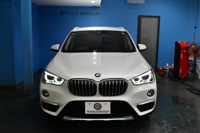 BMW X1 Xﾄﾞﾗｲﾌﾞ18d xﾗｲﾝ 中期ﾓﾃﾞﾙ 4WD ﾋｰﾀｰ付電動黒革 ｱﾄﾞﾊﾞﾝｽﾄﾞｱｸﾃｨﾌﾞｾｰﾌﾃｨ&ｺﾝﾌｫｰﾄ&ﾊｲﾗｲﾝP 追従ACC HUD 18AW  LEDﾍｯﾄﾞﾗｲﾄ ﾀｯﾁﾊﾟﾈﾙHDDﾅﾋﾞBｶﾒﾗ 前後PDC  衝突軽減B 車線逸脱&歩行者警告 電動Rｹﾞｰﾄ 2年保証