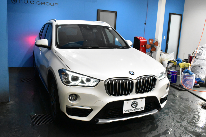 BMW X1 Xﾄﾞﾗｲﾌﾞ18d xﾗｲﾝ 中期ﾓﾃﾞﾙ 4WD ﾋｰﾀｰ付電動黒革 ｱﾄﾞﾊﾞﾝｽﾄﾞｱｸﾃｨﾌﾞｾｰﾌﾃｨ&ｺﾝﾌｫｰﾄ&ﾊｲﾗｲﾝP 追従ACC HUD 18AW  LEDﾍｯﾄﾞﾗｲﾄ ﾀｯﾁﾊﾟﾈﾙHDDﾅﾋﾞBｶﾒﾗ 前後PDC  衝突軽減B 車線逸脱&歩行者警告 電動Rｹﾞｰﾄ 2年保証