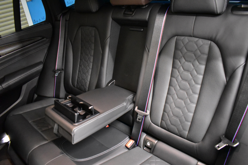 BMW Mシリーズ X3M ｺﾝﾍﾟﾃｨｼｮﾝ 4WD 510馬力 全席ﾋｰﾀｰ Fﾍﾞﾝﾁﾚｰｼｮﾝ付ﾌﾞﾗｯｸﾒﾘﾉﾚｻﾞｰMｽﾎﾟｰﾂｼｰﾄ 21AW Mｽﾎﾟｰﾂｴｸﾞｿﾞｰｽﾄ ﾊｰﾏﾝｶｰﾄﾞﾝ 追従ACC HUD ｼﾞｪｽﾁｬｰCﾀｯﾁﾊﾟﾈﾙﾅﾋﾞ全周囲ｶﾒﾗ LEDﾍｯﾄﾞﾗｲﾄ ｵｰﾄﾊｲﾋﾞｰﾑ  Mｼｰﾄﾍﾞﾙﾄ 2年保証