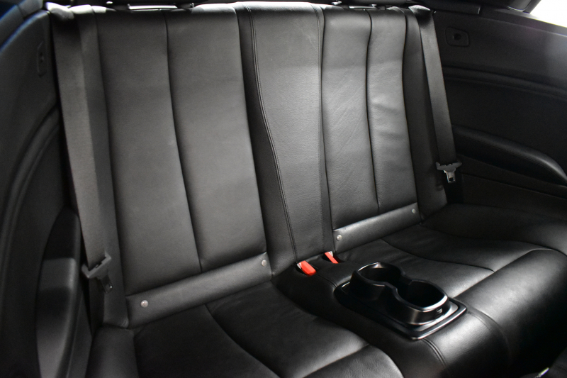 BMW 2シリーズ 220i ｶﾌﾞﾘｵﾚ Mｽﾎﾟｰﾂ LCI後期  1ｵｰﾅｰ 追従ACC  ﾍｷｻｺﾞﾅﾙLEDﾍｯﾄﾞﾗｲﾄ ﾋｰﾀｰ付黒革 ｵﾌﾟｼｮﾝ18AW NEWﾃﾞｻﾞｲﾝﾒｰﾀｰﾊﾟﾈﾙ 衝突軽減ﾌﾞﾚｰｷ 車線逸脱&歩行者警告 ﾀｯﾁﾊﾟﾈﾙHDDﾅﾋﾞ 前後PDC Bｶﾒﾗ Pｱｼｽﾄ 2年保証