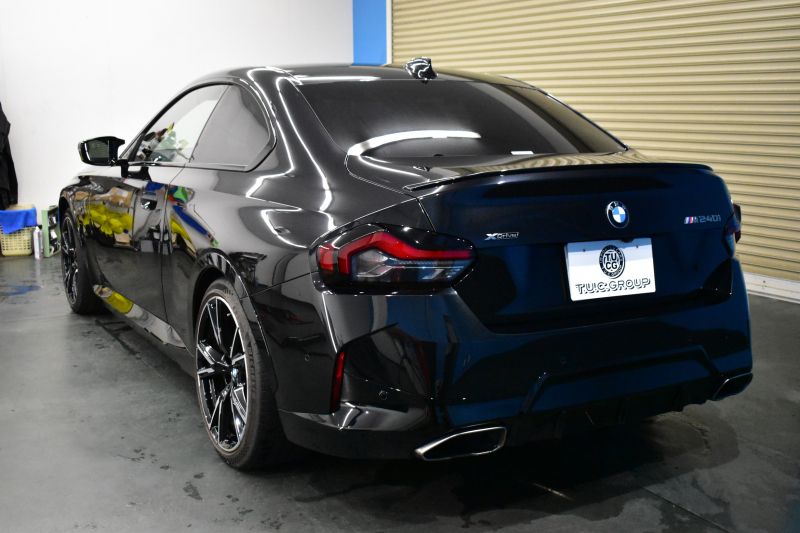 BMW 2シリーズ M240iXﾄﾞﾗｲﾌﾞ ｸｰﾍﾟ 4WD ﾌｧｽﾄﾄﾗｯｸ&ﾊｲﾗｲﾝ&ｺﾝﾌｫｰﾄP ﾋｰﾀｰ付電動赤革 19AW 可変Mｻｽ MﾃｸﾉﾛｼﾞｰP ﾎｲｰﾙｱｰﾁｴｸｽﾃﾝｼｮﾝ Mｽﾎﾟｰﾂﾌﾞﾚｰｷ Mｽﾎﾟｰﾂﾃﾞﾌ ACC HUD BMWﾗｲﾌﾞｺｯｸﾋﾟｯﾄ ﾅﾋﾞ全周囲ｶﾒﾗ3Dﾋﾞｭｰ ｱｯﾌﾟﾙｶｰﾌﾟﾚｲ 2年保証