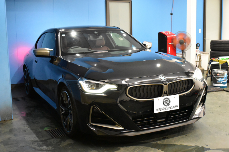 BMW 2シリーズ M240iXﾄﾞﾗｲﾌﾞ ｸｰﾍﾟ 4WD ﾌｧｽﾄﾄﾗｯｸ&ﾊｲﾗｲﾝ&ｺﾝﾌｫｰﾄP ﾋｰﾀｰ付電動赤革 19AW 可変Mｻｽ MﾃｸﾉﾛｼﾞｰP ﾎｲｰﾙｱｰﾁｴｸｽﾃﾝｼｮﾝ Mｽﾎﾟｰﾂﾌﾞﾚｰｷ Mｽﾎﾟｰﾂﾃﾞﾌ ACC HUD BMWﾗｲﾌﾞｺｯｸﾋﾟｯﾄ ﾅﾋﾞ全周囲ｶﾒﾗ3Dﾋﾞｭｰ ｱｯﾌﾟﾙｶｰﾌﾟﾚｲ 2年保証