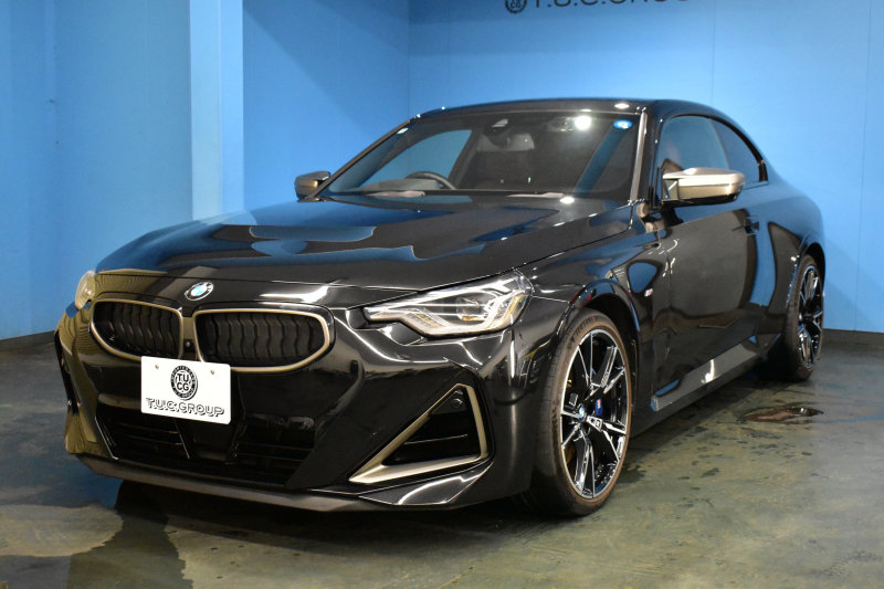 BMW 2シリーズ M240iXﾄﾞﾗｲﾌﾞ ｸｰﾍﾟ 4WD ﾌｧｽﾄﾄﾗｯｸ&ﾊｲﾗｲﾝ&ｺﾝﾌｫｰﾄP ﾋｰﾀｰ付電動赤革 19AW 可変Mｻｽ MﾃｸﾉﾛｼﾞｰP ﾎｲｰﾙｱｰﾁｴｸｽﾃﾝｼｮﾝ Mｽﾎﾟｰﾂﾌﾞﾚｰｷ Mｽﾎﾟｰﾂﾃﾞﾌ ACC HUD BMWﾗｲﾌﾞｺｯｸﾋﾟｯﾄ ﾅﾋﾞ全周囲ｶﾒﾗ3Dﾋﾞｭｰ ｱｯﾌﾟﾙｶｰﾌﾟﾚｲ 2年保証