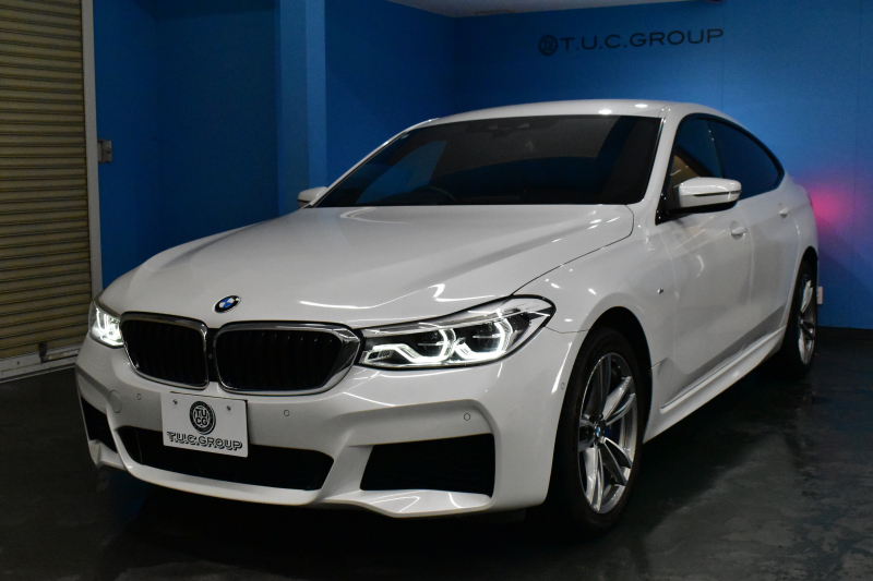 BMW 6シリーズ 630iｸﾞﾗﾝﾂｰﾘｽﾓ Mｽﾎﾟｰﾂ 全席ﾋｰﾀｰ付ﾌﾞﾗｯｸﾚｻﾞｰ 有償ｶﾗｰ｢ﾐﾈﾗﾙﾎﾜｲﾄ･ﾊﾟｰﾙ｣ ｱﾀﾞﾌﾟﾃｨﾌﾞLEDﾍｯﾄﾞﾗｲﾄ 追従ACC HUD Mｽﾎﾟｰﾂﾌﾞﾚｰｷ 19AW 衝突軽減B 車線変更&逸脱&歩行者警告 全周囲ｶﾒﾗ3Dﾋﾞｭｰ 電動Rｹﾞｰﾄ 2年保証