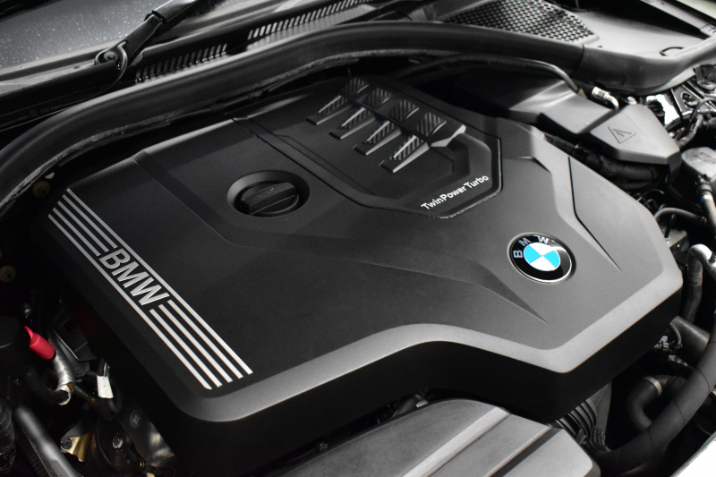 BMW 3シリーズ 330i Mｽﾎﾟｰﾂ 高出力ﾓﾃﾞﾙ ﾃﾞﾋﾞｭｰ&ｲﾉﾍﾞｰｼｮﾝ&ｺﾝﾌｫｰﾄP ﾚｰｻﾞｰLED ﾋｰﾀｰ付黒革 全周囲ｶﾒﾗ ACC HUD 19AW Mｽﾎﾟｰﾂﾌﾞﾚｰｷ ﾗｲﾌﾞｺｯｸﾋﾟｯﾄ ﾀｯﾁﾊﾟﾈﾙﾅﾋﾞ社外ﾌﾙｾｸﾞ ｱｯﾌﾟﾙｶｰﾌﾟﾚｲ ｳｯﾄﾞｲﾝﾃﾘｱ 電動ﾄﾗﾝｸ 2年保証