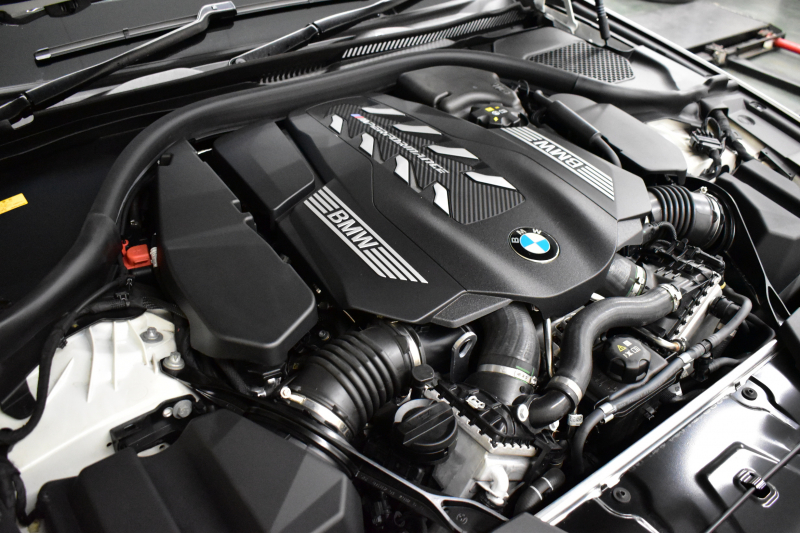 BMW 5シリーズ M550i xdrive Mｽﾎﾟｰﾂ V型8気筒 530馬力 LCI後期 1ｵｰﾅｰ 4WD 全席ﾋｰﾀｰ付茶革 ﾚｰｻﾞｰLED Mﾊｲｸﾞﾛｽ･ｴｸｽﾃﾘｱ 可変Mｻｽ Mｽﾎﾟｰﾂﾌﾞﾚｰｷ&ﾃﾞﾌ ﾗｲﾌﾞｺｸﾋﾟｯﾄ ACC HUD ﾊｰﾏﾝｶｰﾄﾞﾝ 4ｿﾞｰﾝAC 電動ﾄﾗﾝｸ 全周囲ｶﾒﾗ ﾌﾙｾｸﾞ 20AW 2年保証