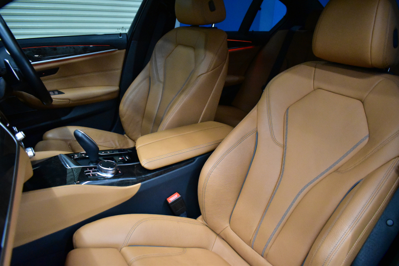 BMW 5シリーズ M550i xdrive Mｽﾎﾟｰﾂ V型8気筒 530馬力 LCI後期 1ｵｰﾅｰ 4WD 全席ﾋｰﾀｰ付茶革 ﾚｰｻﾞｰLED Mﾊｲｸﾞﾛｽ･ｴｸｽﾃﾘｱ 可変Mｻｽ Mｽﾎﾟｰﾂﾌﾞﾚｰｷ&ﾃﾞﾌ ﾗｲﾌﾞｺｸﾋﾟｯﾄ ACC HUD ﾊｰﾏﾝｶｰﾄﾞﾝ 4ｿﾞｰﾝAC 電動ﾄﾗﾝｸ 全周囲ｶﾒﾗ ﾌﾙｾｸﾞ 20AW 2年保証