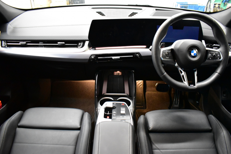 BMW X2 Xﾄﾞﾗｲﾌﾞ20i Mｽﾎﾟｰﾂ 新車保証R9年8月迄 7速DCT 4WD 1ｵｰﾅｰ ﾊｲﾗｲﾝP ﾋｰﾀｰ付電動黒革ｱｸﾃｨﾌﾞｼｰﾄ ｱｲｺﾆｯｸｸﾞﾛｰ ｶｰﾌﾞﾄﾞﾃﾞｨｽﾌﾟﾚｲ ﾗｲﾌﾞｺｯｸﾋﾟｯﾄ ﾊｰﾏﾝｶｰﾄﾞﾝ ｽﾃｱﾘﾝｸﾞﾋｰﾀｰ  ｱﾀﾞﾌﾟﾃｨﾌﾞLEDﾗｲﾄ ACC HUD 可変Mｻｽ 20AW 2年保証