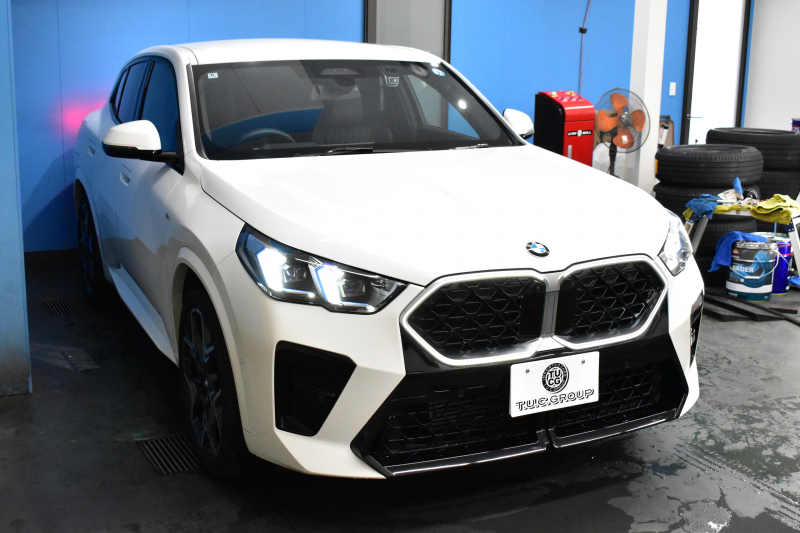 BMW X2 Xﾄﾞﾗｲﾌﾞ20i Mｽﾎﾟｰﾂ 新車保証R9年8月迄 7速DCT 4WD 1ｵｰﾅｰ ﾊｲﾗｲﾝP ﾋｰﾀｰ付電動黒革ｱｸﾃｨﾌﾞｼｰﾄ ｱｲｺﾆｯｸｸﾞﾛｰ ｶｰﾌﾞﾄﾞﾃﾞｨｽﾌﾟﾚｲ ﾗｲﾌﾞｺｯｸﾋﾟｯﾄ ﾊｰﾏﾝｶｰﾄﾞﾝ ｽﾃｱﾘﾝｸﾞﾋｰﾀｰ  ｱﾀﾞﾌﾟﾃｨﾌﾞLEDﾗｲﾄ ACC HUD 可変Mｻｽ 20AW 2年保証