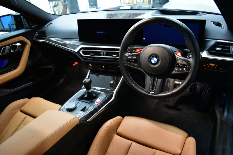 BMW Mシリーズ M2ｸｰﾍﾟ ﾊｲﾗｲﾝP ｶｰﾌﾞﾄﾞﾃﾞｨｽﾌﾟﾚｲ ﾋｰﾀｰ付茶革ｶｰﾎﾞﾝﾙｰﾌMｽﾎﾟｰﾂｼｰﾄ ﾊｰﾏﾝｶｰﾄﾞﾝ 可変Mｻｽ Mｺﾝﾊﾟｳﾝﾄﾞﾌﾞﾚｰｷ HUD BMWﾗｲﾌﾞｺｯｸﾋﾟｯﾄ ﾅﾋﾞBｶﾒﾗ 2年保証