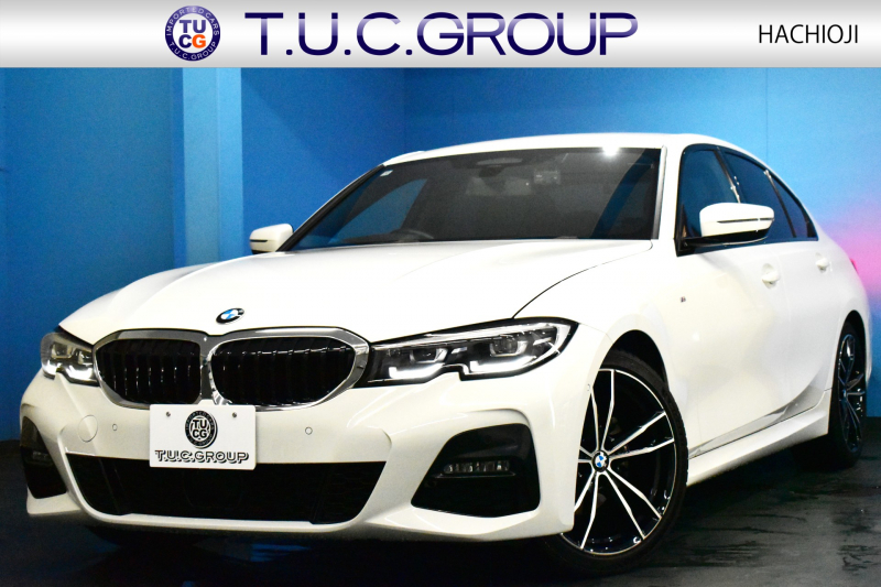 BMW 3シリーズ 320i Mｽﾎﾟｰﾂ ﾃﾞﾋﾞｭｰ&ｺﾝﾌｫｰﾄP ﾋｰﾀｰ付黒革 社外ﾌﾙｾｸﾞ 追従ACC  HUD  LCW 19AW 衝突軽減B 車線逸脱&歩行者警告 ﾗｲﾌﾞｺｯｸﾋﾟｯﾄ ｱｯﾌﾟﾙｶｰﾌﾟﾚｲ Bｶﾒﾗ 電動ﾄﾗﾝｸ ﾜｲﾔﾚｽ充電  ｳｯﾄﾞｲﾝﾃﾘｱ 2年保証
