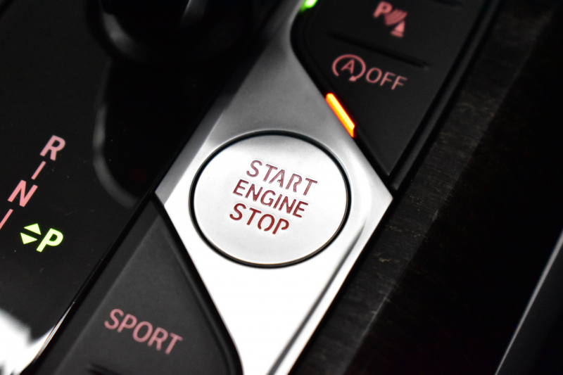 BMW 3シリーズ 320d Xﾄﾞﾗｲﾌﾞ Mｽﾎﾟｰﾂ 4WD ｲﾉﾍﾞｰｼｮﾝ&ﾊｲﾗｲﾝP ﾚｰｻﾞｰLED HUD BEWITH製ｽﾋﾟｰｶｰ 3Dﾃﾞｻﾞｲﾝ製ﾀﾞｳﾝｻｽ  ﾋｰﾀｰ付黒革 Pｱｼｽﾄ＋ 全周囲ｶﾒﾗ  ﾌﾙｾｸﾞ ACC 19AW  ﾗｲﾌﾞｺｯｸﾋﾟｯﾄ ｼﾞｪｽﾁｬｰC付ﾀｯﾁﾊﾟﾈﾙﾅﾋﾞ ｱｯﾌﾟﾙｶｰﾌﾟﾚｲ 2年保証