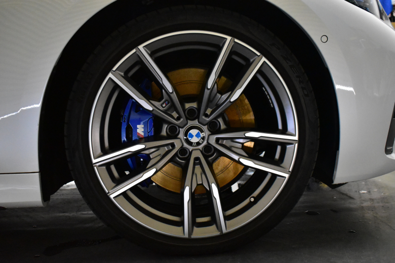 BMW 4シリーズ M440i xDriveｶﾌﾞﾘｵﾚ 4WD 新車保証R8年11月迄  ｶｰﾌﾞﾄﾞﾃﾞｨｽﾌﾟﾚｲ 1ｵｰﾅｰ ｺﾝﾌｫｰﾄP ﾋｰﾀｰ付赤革 ｽﾃｱﾘﾝｸﾞﾋｰﾀｰ ｴｱｶﾗｰ ﾚｰｻﾞｰLED ACC HUD Mｽﾎﾟｰﾂﾃﾞﾌ&ﾌﾞﾚｰｷ 可変Mｻｽ ﾗｲﾌﾞｺｯｸﾋﾟｯﾄ 全周囲ｶﾒﾗ Apple Car Play harman/kardon 19AW 2年保証