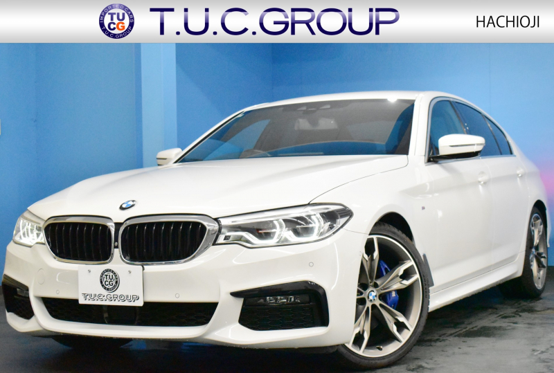 BMW 5シリーズ 530i Mｽﾎﾟｰﾂ 型式変更後ﾓﾃﾞﾙ「JR20」高出力ﾓﾃﾞﾙ ﾊｲﾗｲﾝP 全席ﾋｰﾀｰ付黒革 M550i用20AW 追従ACC HUD ｻﾃﾝｱﾙﾐﾓｰﾙ ｱﾀﾞﾌﾟﾃｨﾌﾞLEDﾗｲﾄ Mｽﾎﾟｰﾂﾌﾞﾚｰｷ ﾀｯﾁﾊﾟﾈﾙHDDﾅﾋﾞ 全周囲ｶﾒﾗ3Dﾋﾞｭｰ Pｱｼｽﾄ 電動ﾄﾗﾝｸ 2年保証