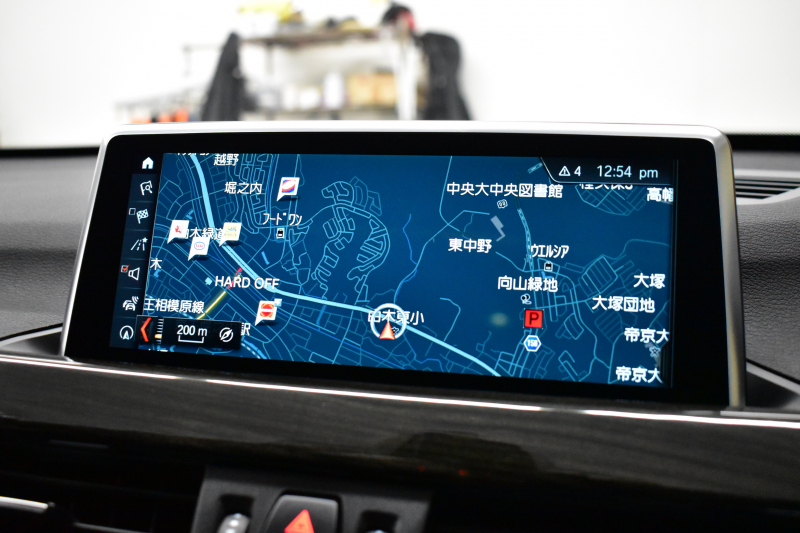BMW X1 Xﾄﾞﾗｲﾌﾞ18d xﾗｲﾝ 中期ﾓﾃﾞﾙ 4WD 有償ｶﾗｰ｢ﾐﾈﾗﾙﾎﾜｲﾄ･ﾊﾟｰﾙ｣ ﾋｰﾀｰ付茶革 ﾊﾟﾉﾗﾏｻﾝR ｺﾝﾌｫｰﾄ&ﾊｲﾗｲﾝP 追従ACC HUD 18AW NEWﾃﾞｻﾞｲﾝﾒｰﾀｰ LEDﾍｯﾄﾞﾗｲﾄ ﾀｯﾁﾊﾟﾈﾙHDDﾅﾋﾞBｶﾒﾗ 前後PDC  衝突軽減B 電動Rｹﾞｰﾄ ｽﾏｰﾄｷｰ 2年保証
