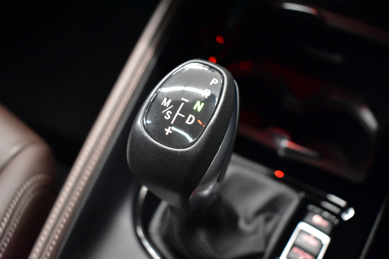BMW X1 Xﾄﾞﾗｲﾌﾞ18d xﾗｲﾝ 中期ﾓﾃﾞﾙ 4WD 有償ｶﾗｰ｢ﾐﾈﾗﾙﾎﾜｲﾄ･ﾊﾟｰﾙ｣ ﾋｰﾀｰ付茶革 ﾊﾟﾉﾗﾏｻﾝR ｺﾝﾌｫｰﾄ&ﾊｲﾗｲﾝP 追従ACC HUD 18AW NEWﾃﾞｻﾞｲﾝﾒｰﾀｰ LEDﾍｯﾄﾞﾗｲﾄ ﾀｯﾁﾊﾟﾈﾙHDDﾅﾋﾞBｶﾒﾗ 前後PDC  衝突軽減B 電動Rｹﾞｰﾄ ｽﾏｰﾄｷｰ 2年保証