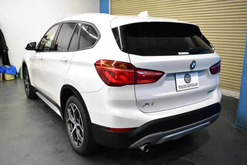 BMW X1 Xﾄﾞﾗｲﾌﾞ18d xﾗｲﾝ 中期ﾓﾃﾞﾙ 4WD 有償ｶﾗｰ｢ﾐﾈﾗﾙﾎﾜｲﾄ･ﾊﾟｰﾙ｣ ﾋｰﾀｰ付茶革 ﾊﾟﾉﾗﾏｻﾝR ｺﾝﾌｫｰﾄ&ﾊｲﾗｲﾝP 追従ACC HUD 18AW NEWﾃﾞｻﾞｲﾝﾒｰﾀｰ LEDﾍｯﾄﾞﾗｲﾄ ﾀｯﾁﾊﾟﾈﾙHDDﾅﾋﾞBｶﾒﾗ 前後PDC  衝突軽減B 電動Rｹﾞｰﾄ ｽﾏｰﾄｷｰ 2年保証