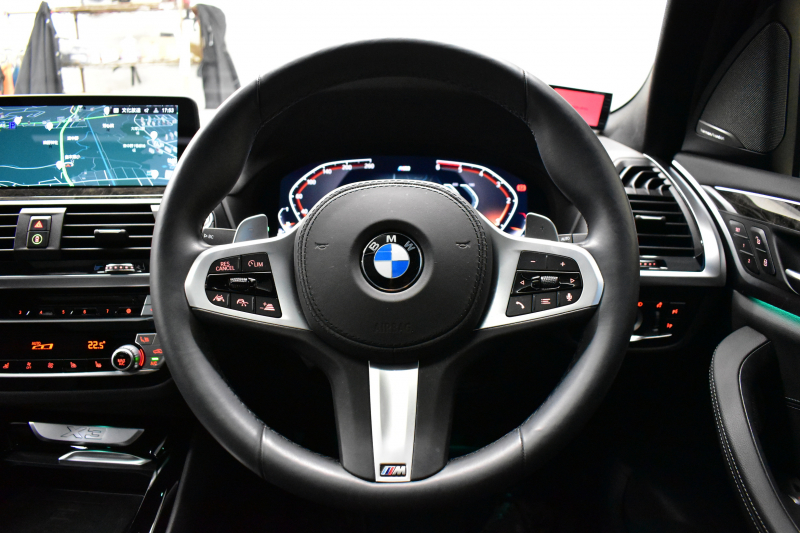 BMW X3 Xﾄﾞﾗｲﾌﾞ20d Mｽﾎﾟｰﾂ ｾﾚｸﾄ&ﾊｲﾗｲﾝP ﾊﾟﾉﾗﾏｻﾝR 型式変更後ﾓﾃﾞﾙ（UZ20） ﾗｲﾌﾞｺｯｸﾋﾟｯﾄ  20AW 前席ﾍﾞﾝﾁﾚｰｼｮﾝ LEDﾍｯﾄﾞﾗｲﾄ 追従ACC HUD 全席ﾋｰﾀｰ付黒革 ﾊｰﾏﾝｶｰﾄﾞﾝ ﾀｯﾁﾊﾟﾈﾙﾅﾋﾞﾌﾙｾｸﾞ全周囲ｶﾒﾗ3Dﾋﾞｭｰ ﾜｲﾔﾚｽ充電 1ｵｰﾅｰ  2年保証