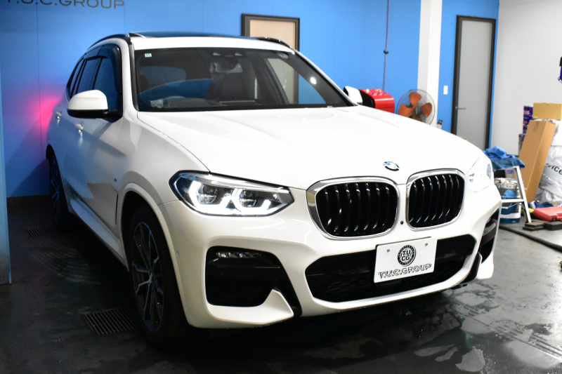 BMW X3 Xﾄﾞﾗｲﾌﾞ20d Mｽﾎﾟｰﾂ ｾﾚｸﾄ&ﾊｲﾗｲﾝP ﾊﾟﾉﾗﾏｻﾝR 型式変更後ﾓﾃﾞﾙ（UZ20） ﾗｲﾌﾞｺｯｸﾋﾟｯﾄ  20AW 前席ﾍﾞﾝﾁﾚｰｼｮﾝ LEDﾍｯﾄﾞﾗｲﾄ 追従ACC HUD 全席ﾋｰﾀｰ付黒革 ﾊｰﾏﾝｶｰﾄﾞﾝ ﾀｯﾁﾊﾟﾈﾙﾅﾋﾞﾌﾙｾｸﾞ全周囲ｶﾒﾗ3Dﾋﾞｭｰ ﾜｲﾔﾚｽ充電 1ｵｰﾅｰ  2年保証