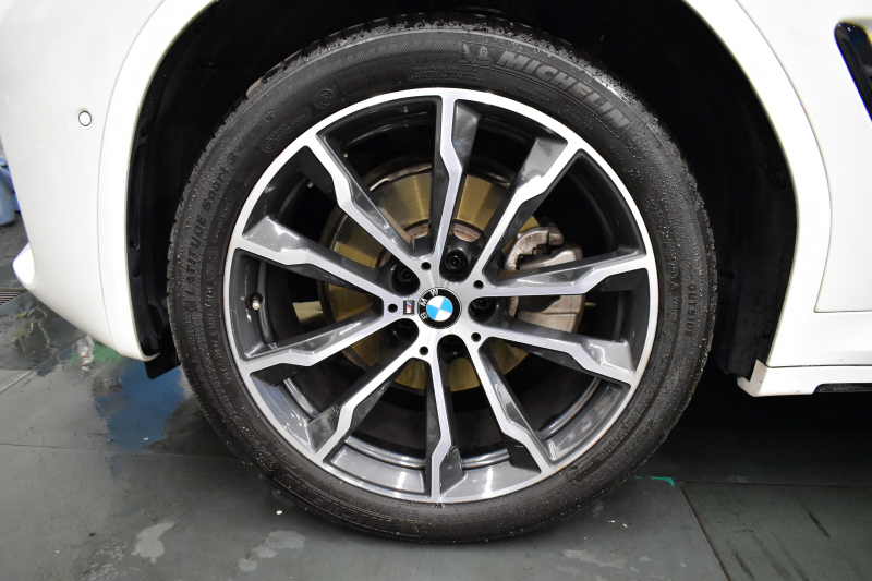 BMW X3 Xﾄﾞﾗｲﾌﾞ20d Mｽﾎﾟｰﾂ ｾﾚｸﾄ&ﾊｲﾗｲﾝP ﾊﾟﾉﾗﾏｻﾝR 型式変更後ﾓﾃﾞﾙ（UZ20） ﾗｲﾌﾞｺｯｸﾋﾟｯﾄ  20AW 前席ﾍﾞﾝﾁﾚｰｼｮﾝ LEDﾍｯﾄﾞﾗｲﾄ 追従ACC HUD 全席ﾋｰﾀｰ付黒革 ﾊｰﾏﾝｶｰﾄﾞﾝ ﾀｯﾁﾊﾟﾈﾙﾅﾋﾞﾌﾙｾｸﾞ全周囲ｶﾒﾗ3Dﾋﾞｭｰ ﾜｲﾔﾚｽ充電 1ｵｰﾅｰ  2年保証