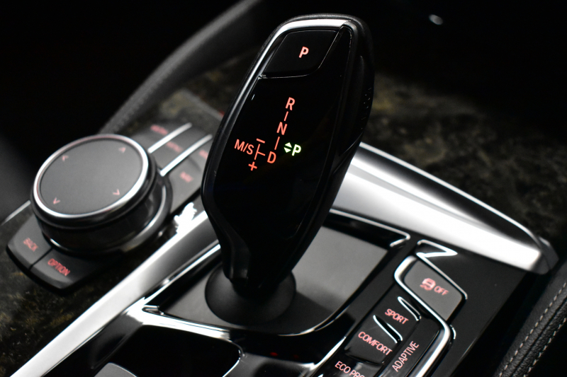 BMW 5シリーズ 540i XﾄﾞﾗｲﾌﾞﾂｰﾘﾝｸﾞMｽﾎﾟｰﾂ 4WD 1ｵｰﾅｰ ﾃﾞﾋﾞｭｰ&ﾊｲﾗｲﾝP 全席ﾋｰﾀｰ付ﾌﾞﾗｯｸﾚｻﾞｰ ｿﾌﾄｸﾛｰｽﾞﾄﾞｱ HUD Mｽﾎﾟｰﾂﾌﾞﾚｰｷ 可変ｻｽ LEDﾍｯﾄﾞﾗｲﾄ ｼﾞｪｽﾁｬｰC付ﾀｯﾁﾊﾟﾈﾙﾅﾋﾞ 液晶ﾒｰﾀｰ ACC LCW 全周囲ｶﾒﾗ ﾌﾙｾｸﾞ 2年保証