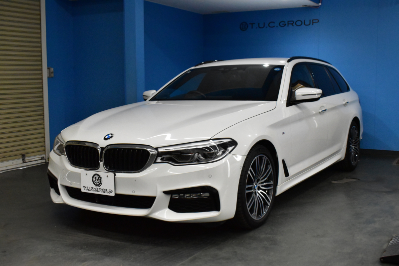 BMW 5シリーズ 540i XﾄﾞﾗｲﾌﾞﾂｰﾘﾝｸﾞMｽﾎﾟｰﾂ 4WD 1ｵｰﾅｰ ﾃﾞﾋﾞｭｰ&ﾊｲﾗｲﾝP 全席ﾋｰﾀｰ付ﾌﾞﾗｯｸﾚｻﾞｰ ｿﾌﾄｸﾛｰｽﾞﾄﾞｱ HUD Mｽﾎﾟｰﾂﾌﾞﾚｰｷ 可変ｻｽ LEDﾍｯﾄﾞﾗｲﾄ ｼﾞｪｽﾁｬｰC付ﾀｯﾁﾊﾟﾈﾙﾅﾋﾞ 液晶ﾒｰﾀｰ ACC LCW 全周囲ｶﾒﾗ ﾌﾙｾｸﾞ 2年保証
