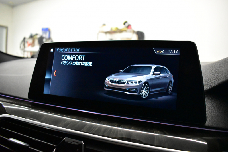 BMW 5シリーズ 540i XﾄﾞﾗｲﾌﾞﾂｰﾘﾝｸﾞMｽﾎﾟｰﾂ 4WD 1ｵｰﾅｰ ﾃﾞﾋﾞｭｰ&ﾊｲﾗｲﾝP 全席ﾋｰﾀｰ付ﾌﾞﾗｯｸﾚｻﾞｰ ｿﾌﾄｸﾛｰｽﾞﾄﾞｱ HUD Mｽﾎﾟｰﾂﾌﾞﾚｰｷ 可変ｻｽ LEDﾍｯﾄﾞﾗｲﾄ ｼﾞｪｽﾁｬｰC付ﾀｯﾁﾊﾟﾈﾙﾅﾋﾞ 液晶ﾒｰﾀｰ ACC LCW 全周囲ｶﾒﾗ ﾌﾙｾｸﾞ 2年保証