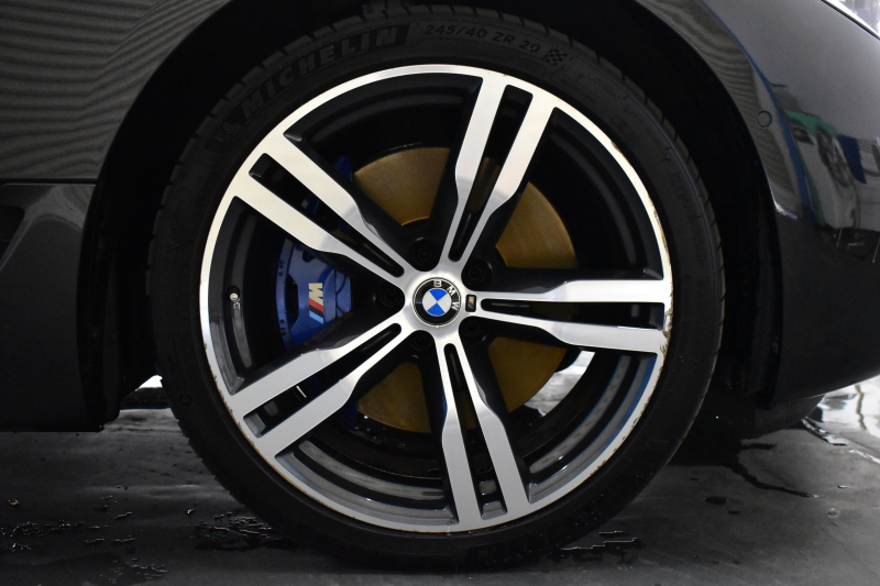 BMW 6シリーズ 640iｸﾞﾗﾝﾂｰﾘｽﾓ XﾄﾞﾗｲﾌﾞMｽﾎﾟｰﾂ ﾃﾞﾋﾞｭｰED 40台限定車 1ｵｰﾅｰ 4WD 専用外装色｢ｿﾌｨｽﾄｸﾞﾚｰ･M｣ Bowers&Wilkinsｻｳﾝﾄﾞ ﾊﾟﾉﾗﾏｻﾝR Fﾍﾞﾝﾁﾚｰｼｮﾝ付ﾋｰﾀｰ付茶革ｺﾝﾌｫｰﾄｼｰﾄ 後席ﾓﾆﾀｰ ｿﾌﾄｸﾛｰｽﾞﾄﾞｱ 4ｿﾞｰﾝAC ACC HUD 2年保証