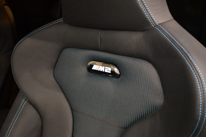 BMW Mシリーズ M2 ｺﾝﾍﾟﾃｨｼｮﾝ MDCT 7速DCT LCI後期  ﾊｰﾏﾝｶｰﾄﾞﾝ 専用410馬力ｴﾝｼﾞﾝ LEDﾍｯﾄﾞﾗｲﾄ&ﾃｰﾙ ﾋｰﾀｰ付黒革 AKRAPOVICﾏﾌﾗｰ ｶｰﾎﾞﾝﾌﾛﾝﾄｽﾎﾟｲﾗｰ ｶｰﾎﾞﾝﾘﾔﾃﾞｨﾌｭｰｻﾞｰ ﾀｯﾁﾊﾟﾈﾙHDDﾅﾋﾞBｶﾒﾗ 19AW 衝突軽減ﾌﾞﾚｰｷ 車線逸脱＆歩行者警告 2年保証