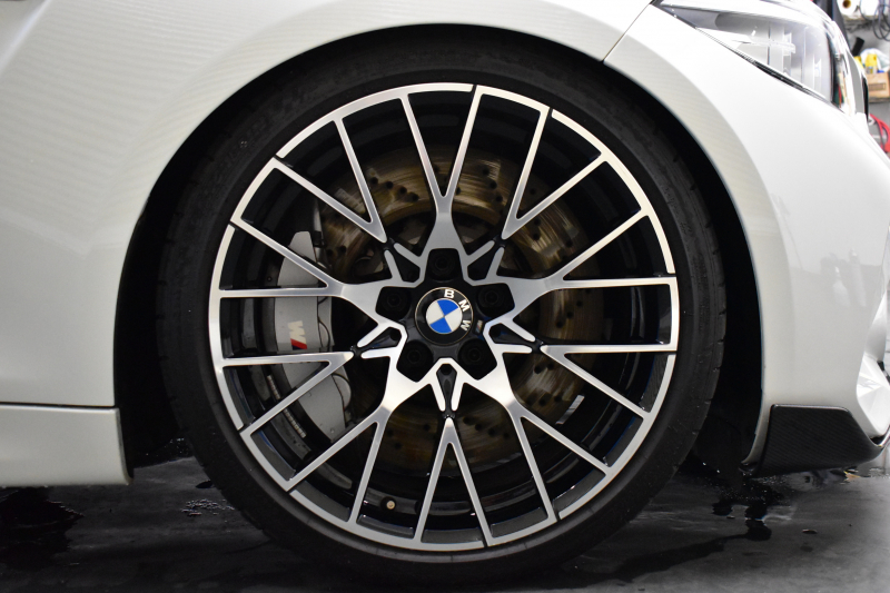 BMW Mシリーズ M2 ｺﾝﾍﾟﾃｨｼｮﾝ MDCT 7速DCT LCI後期  ﾊｰﾏﾝｶｰﾄﾞﾝ 専用410馬力ｴﾝｼﾞﾝ LEDﾍｯﾄﾞﾗｲﾄ&ﾃｰﾙ ﾋｰﾀｰ付黒革 AKRAPOVICﾏﾌﾗｰ ｶｰﾎﾞﾝﾌﾛﾝﾄｽﾎﾟｲﾗｰ ｶｰﾎﾞﾝﾘﾔﾃﾞｨﾌｭｰｻﾞｰ ﾀｯﾁﾊﾟﾈﾙHDDﾅﾋﾞBｶﾒﾗ 19AW 衝突軽減ﾌﾞﾚｰｷ 車線逸脱＆歩行者警告 2年保証