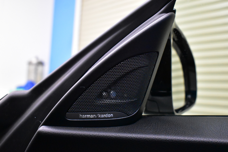 BMW Mシリーズ M2 ｺﾝﾍﾟﾃｨｼｮﾝ MDCT 7速DCT LCI後期  ﾊｰﾏﾝｶｰﾄﾞﾝ 専用410馬力ｴﾝｼﾞﾝ LEDﾍｯﾄﾞﾗｲﾄ&ﾃｰﾙ ﾋｰﾀｰ付黒革 AKRAPOVICﾏﾌﾗｰ ｶｰﾎﾞﾝﾌﾛﾝﾄｽﾎﾟｲﾗｰ ｶｰﾎﾞﾝﾘﾔﾃﾞｨﾌｭｰｻﾞｰ ﾀｯﾁﾊﾟﾈﾙHDDﾅﾋﾞBｶﾒﾗ 19AW 衝突軽減ﾌﾞﾚｰｷ 車線逸脱＆歩行者警告 2年保証