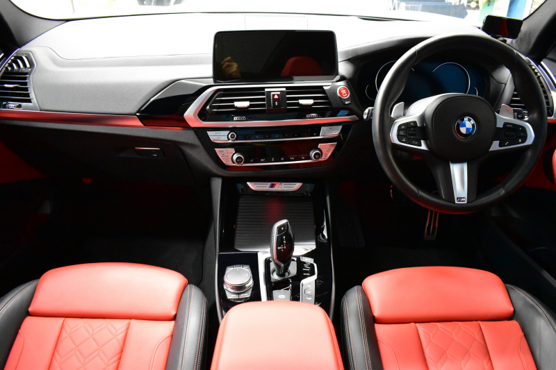 BMW X3 M40d 4WD ｾﾚｸﾄ&ﾊｲﾗｲﾝP 326馬力 ﾊﾟﾉﾗﾏｻﾝR Individualｴｸｽﾃﾝﾄﾞﾚｻﾞｰﾒﾘﾉ全席ﾋｰﾀｰ付赤黒革 ﾊｰﾏﾝｶｰﾄﾞﾝ 21AW 追従ACC HUD Mｽﾎﾟｰﾂﾌﾞﾚｰｷ&ﾃﾞﾌ ﾀｯﾁﾊﾟﾈﾙﾅﾋﾞ ﾌﾙｾｸﾞ 全周囲ｶﾒﾗ3Dﾋﾞｭｰ ｱﾀﾞﾌﾟﾃｨﾌﾞLEDﾍｯﾄﾞﾗｲﾄ 2年保証