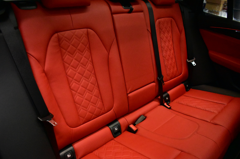 BMW X3 M40d 4WD ｾﾚｸﾄ&ﾊｲﾗｲﾝP 326馬力 ﾊﾟﾉﾗﾏｻﾝR Individualｴｸｽﾃﾝﾄﾞﾚｻﾞｰﾒﾘﾉ全席ﾋｰﾀｰ付赤黒革 ﾊｰﾏﾝｶｰﾄﾞﾝ 21AW 追従ACC HUD Mｽﾎﾟｰﾂﾌﾞﾚｰｷ&ﾃﾞﾌ ﾀｯﾁﾊﾟﾈﾙﾅﾋﾞ ﾌﾙｾｸﾞ 全周囲ｶﾒﾗ3Dﾋﾞｭｰ ｱﾀﾞﾌﾟﾃｨﾌﾞLEDﾍｯﾄﾞﾗｲﾄ 2年保証