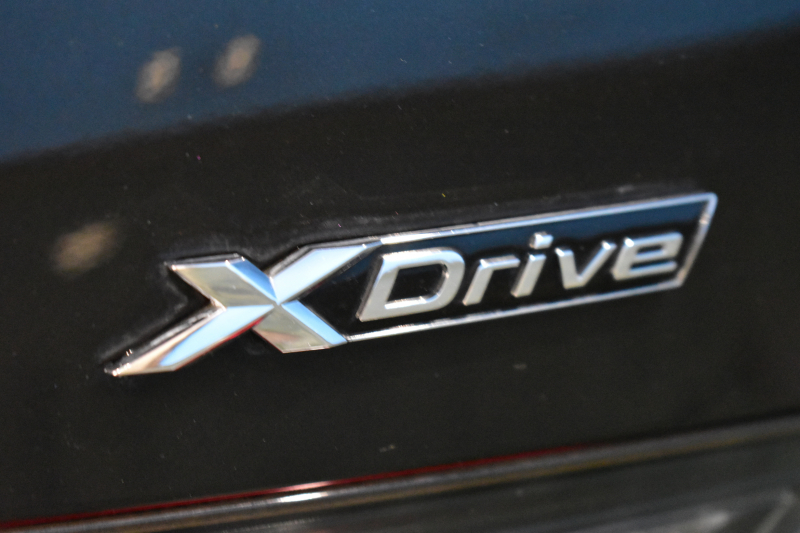 BMW 3シリーズ 320d Xﾄﾞﾗｲﾌﾞ ｼﾄﾘﾝﾌﾞﾗｯｸED 4WD 首都圏限定88台 ﾊｲﾗｲﾝ&ｺﾝﾌｫｰﾄP ﾊﾟｰｷﾝｸﾞｱｼｽﾄﾌﾟﾗｽ ﾋｰﾀｰ付ｳﾞｧｰﾈｽｶｵｲｽﾀｰﾚｻﾞｰ 19AW 全周囲ｶﾒﾗ 追従ACC ﾗｲﾌﾞｺｯｸﾋﾟｯﾄ ﾀｯﾁﾊﾟﾈﾙHDDﾅﾋﾞ ｱｯﾌﾟﾙｶｰﾌﾟﾚｲ ﾜｲﾔﾚｽ充電 電動ﾄﾗﾝｸ 2年保証
