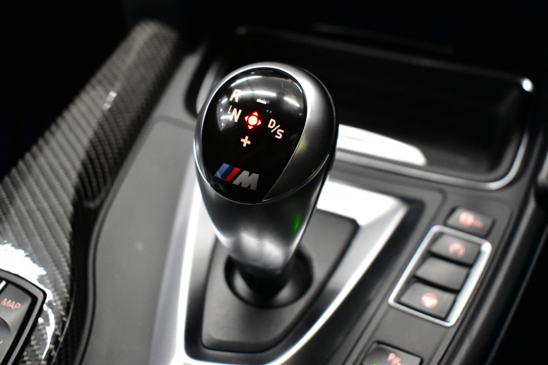 BMW Mシリーズ M3ｾﾀﾞﾝ MDCT LCI後期 KW車高調(Ver3) ﾍｷｻｺﾞﾅﾙLEDﾍｯﾄﾞﾗｲﾄ ﾋｰﾀｰ付黒革 ｶｰﾎﾞﾝﾙｰﾌ&ｲﾝﾃﾘｱ&Fﾘｯﾌﾟ ﾀｯﾁﾊﾟﾈﾙﾅﾋﾞﾊｰﾏﾝｶｰﾄﾞﾝ  ﾌﾙｾｸﾞBｶﾒﾗ前後PDC HUD 7速DCT ｵﾌﾟｼｮﾝ19AW 衝突軽減ﾌﾞﾚｰｷ 車線変更&車線逸脱&歩行者警告 2年保証